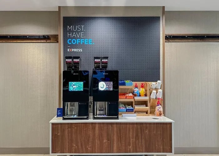 Holiday Inn Express & Suites Chicago - Hoffman Estates By Ihg