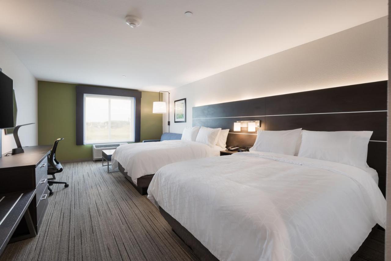 Express & Chicago - By Ihg 3*